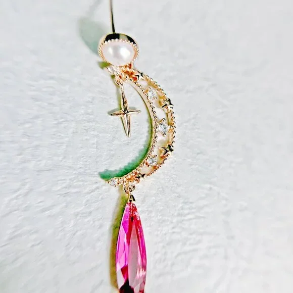 Moon earrings, Celestial earrings, Crystal Pearl Teardrop, Vintage Jewelry - Picture 5 of 7